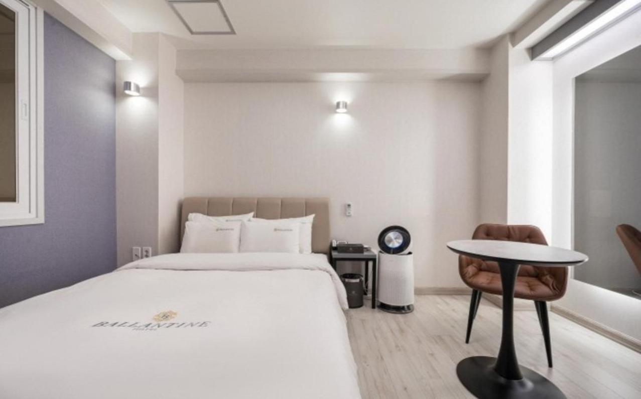 Ballantine Business Hotel Gwangju Metropolitan City ภายนอก รูปภาพ