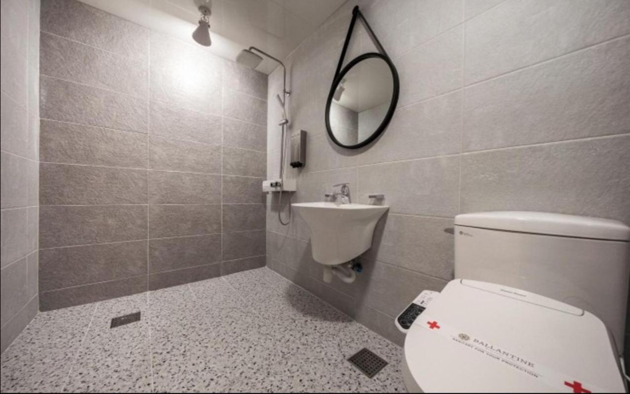Ballantine Business Hotel Gwangju Metropolitan City ภายนอก รูปภาพ