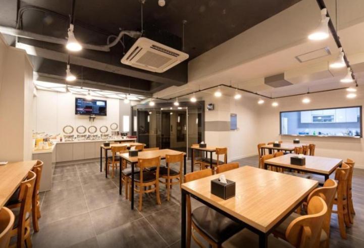 Ballantine Business Hotel Gwangju Metropolitan City ภายนอก รูปภาพ