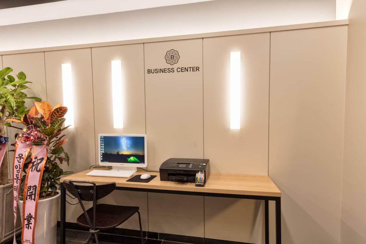 Ballantine Business Hotel Gwangju Metropolitan City ภายนอก รูปภาพ